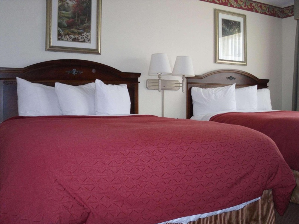 Country Inn & Suites by Radisson, Effingham, IL Main image